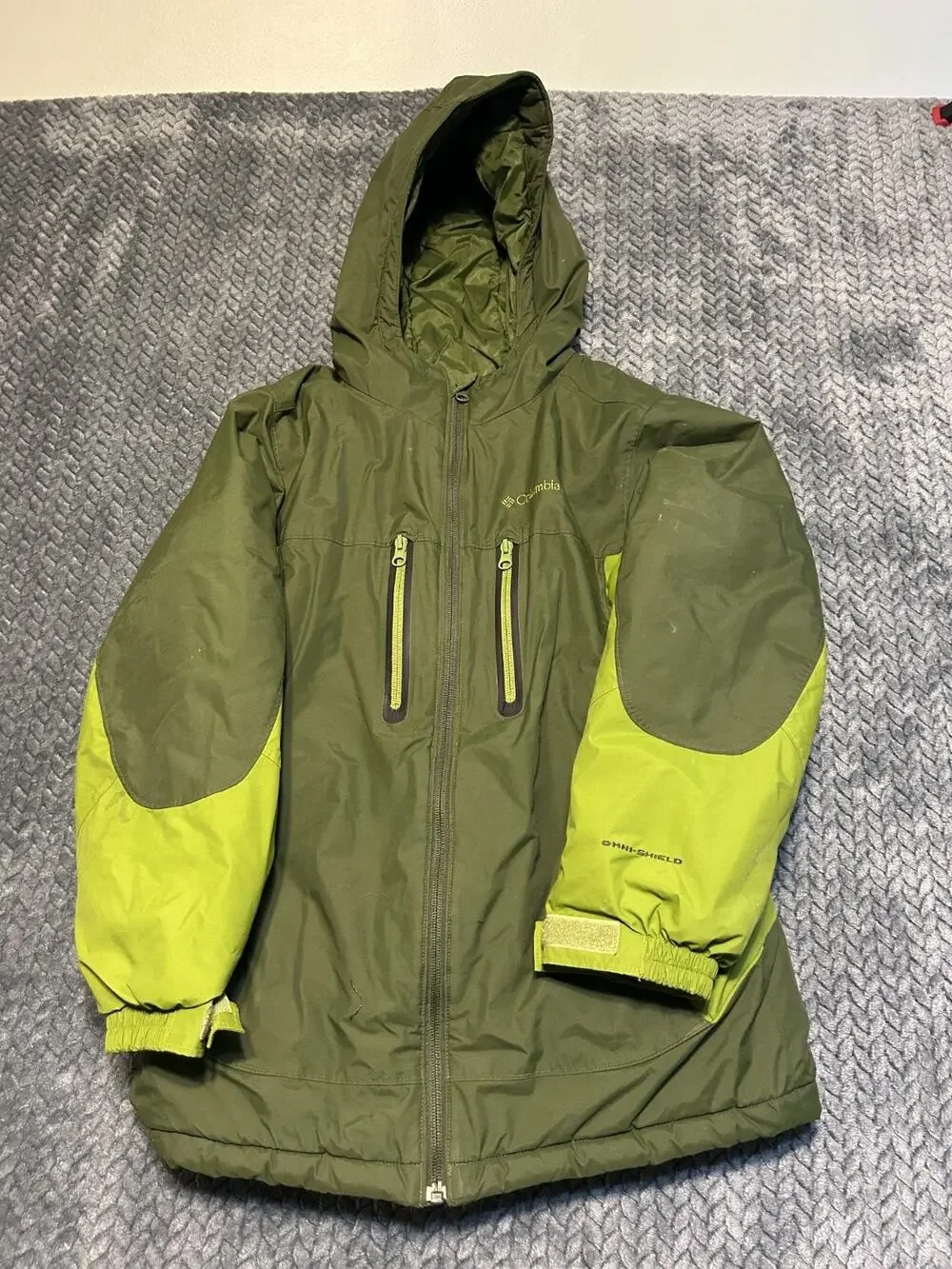 Columbia Sportswear Winter Jacket Youth 10/12 Olive Green Omni-Shield Waterproof